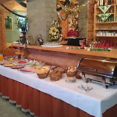 Horec Iii 게스트하우스 Ždiar